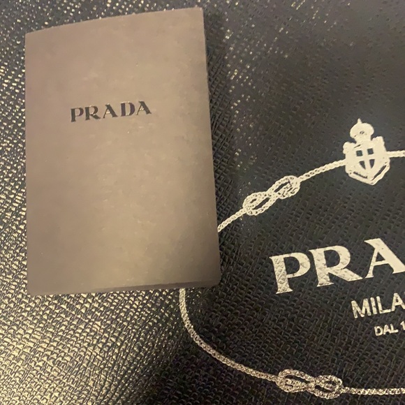 Prada cloudburst - Picture 7 of 10
